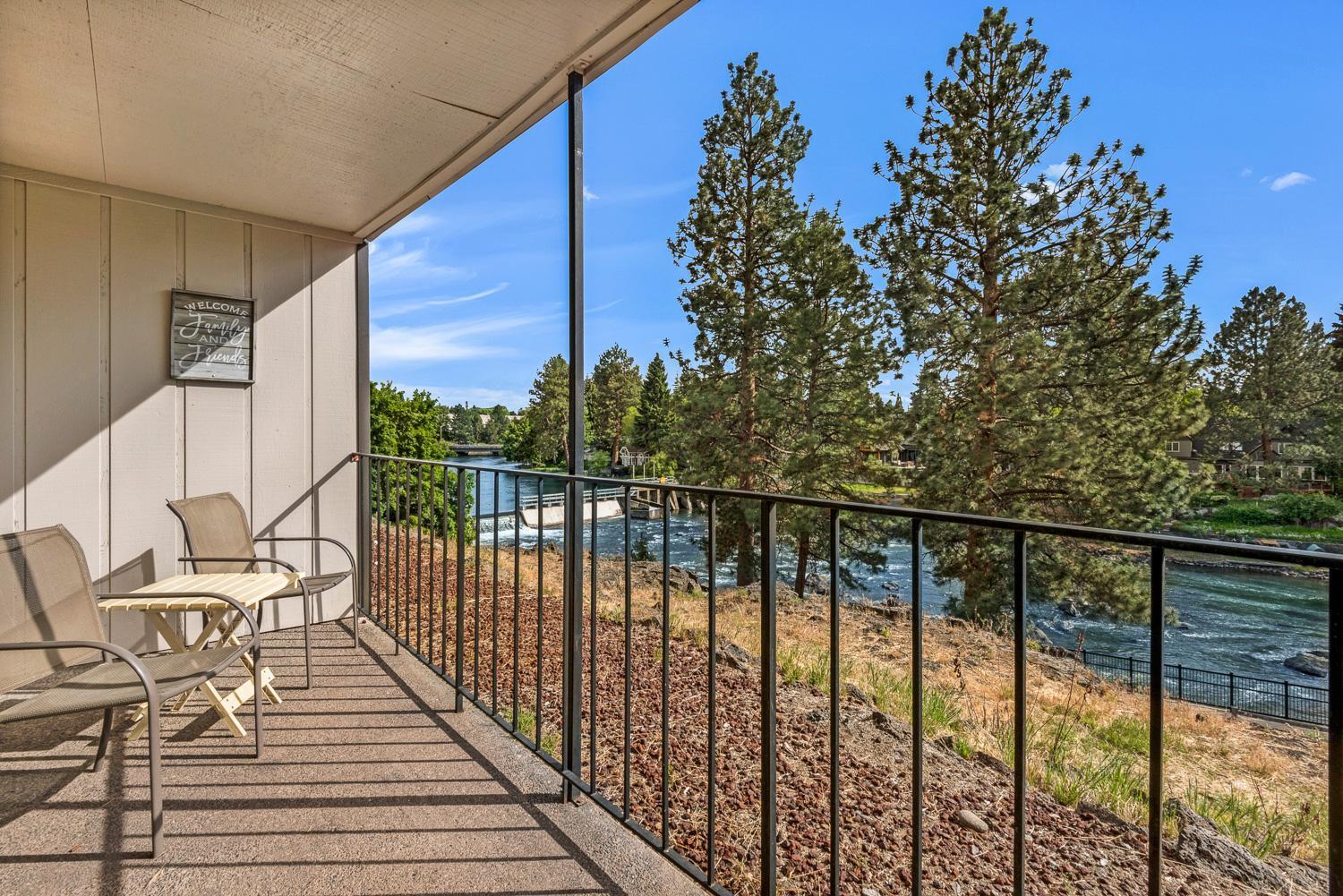 Bend Riverside Condos Near Downtown Bend Camera foto